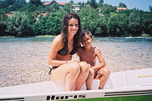 JASMINA I HARIS BRAT I SESTRA TROKICI